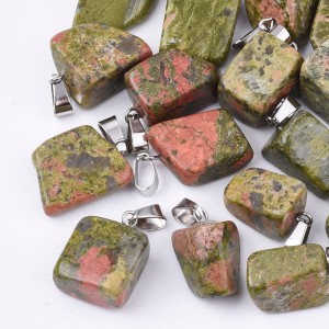 Privezak Unakite